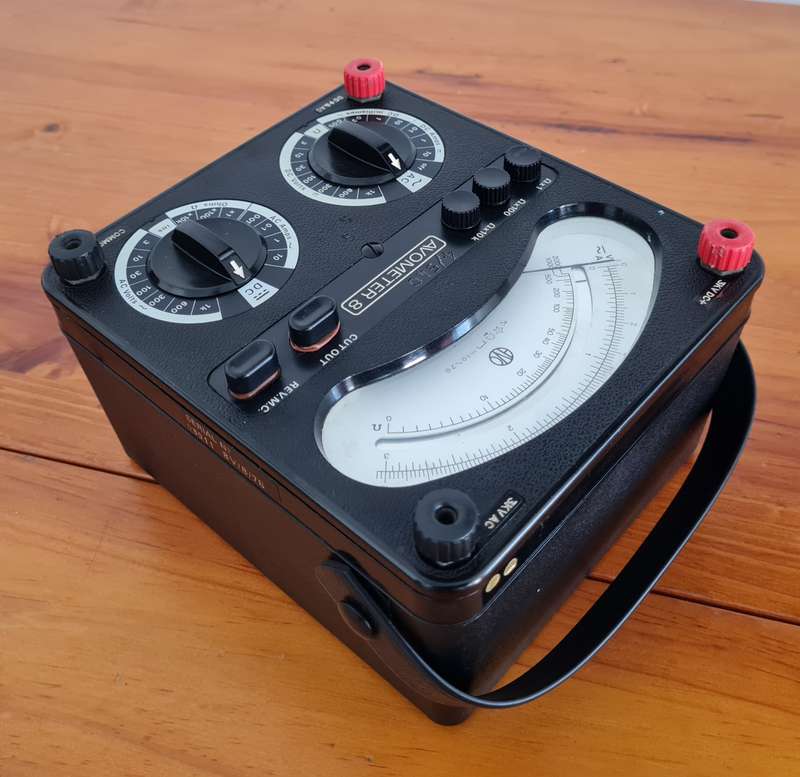 Vintage Avo Meter 8 as per description