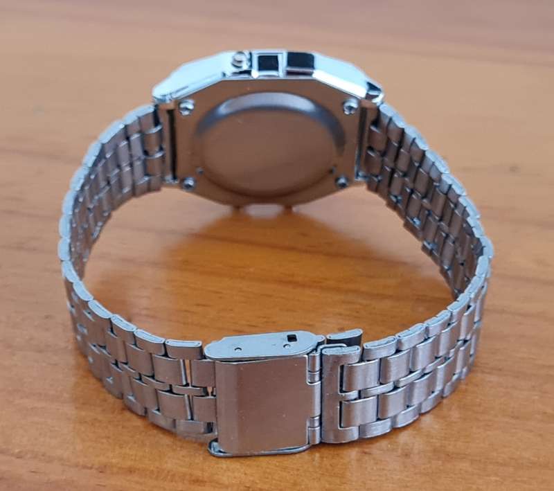 5 x Retro 80s Style Chronograph Digital Watches