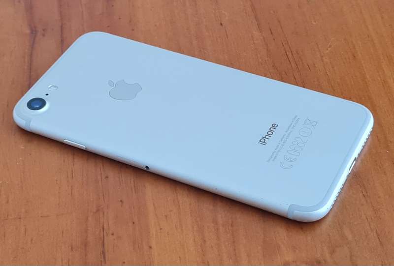 Iphone 7 AS PER DESCRIPTION