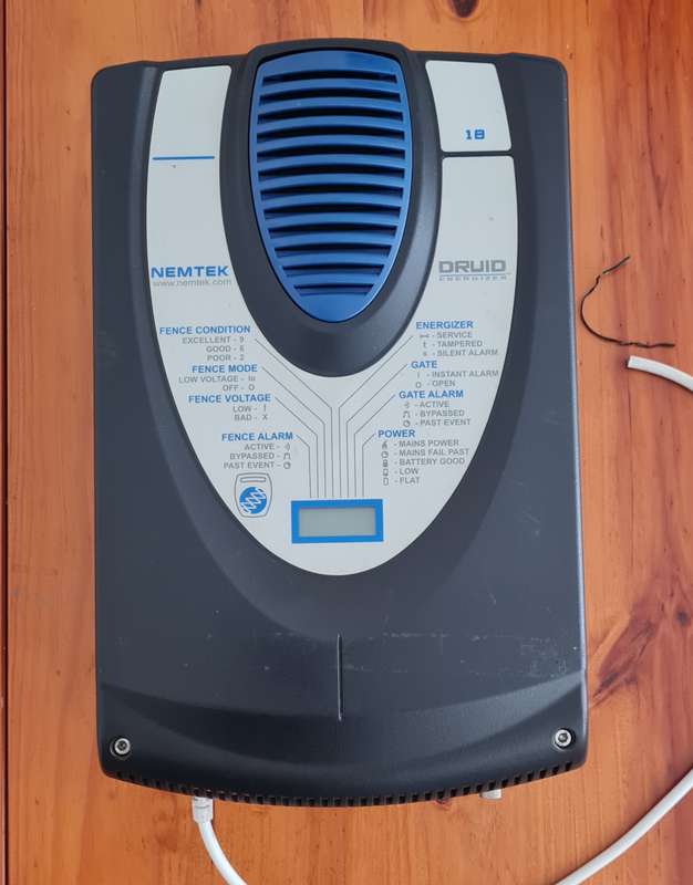 FAULTY Druid 18 electric fence energizer