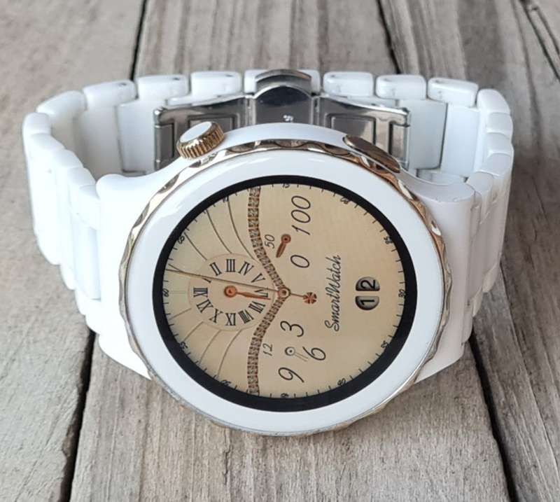 2 x Focus fit e23 Smartwatches