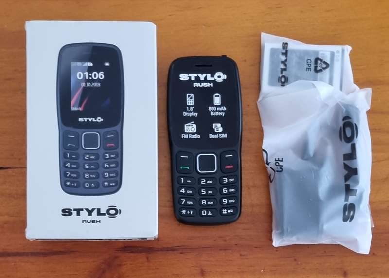 Lot Mobil phones and watch