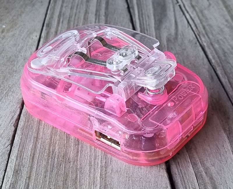 5 x Universal charger  pink