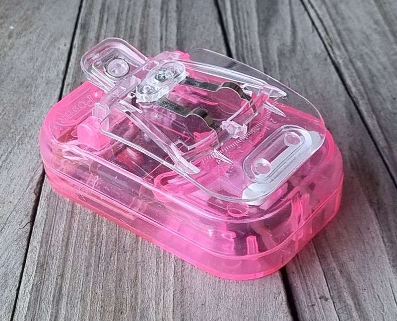 5 x Universal charger  pink