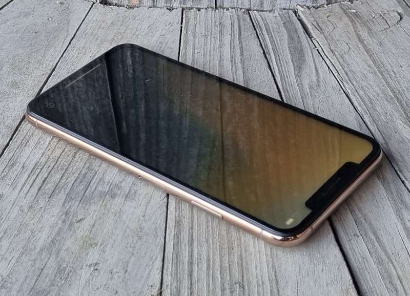 Iphone xs max READ DESCRIPTION