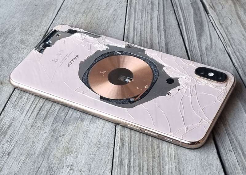 Iphone xs max READ DESCRIPTION