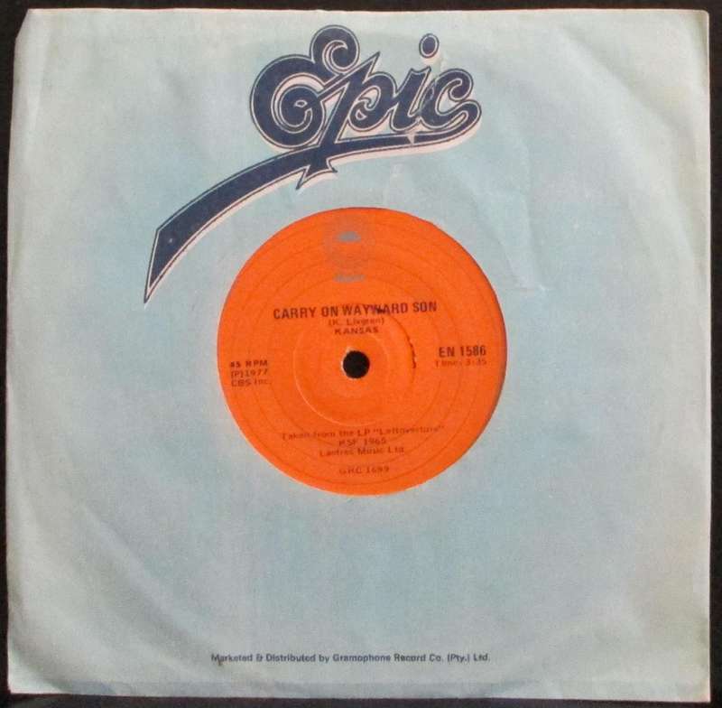KANSAS - CARRY ON WAYWARD SON / QUESTIONS OF MY CHILDHOOD  (7 SINGLE/VINYL)