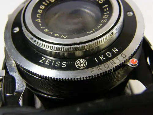 Zeiss Ikon Novar Anastigmat 1:4.5 f  105 mm - excellent condition - as per photo