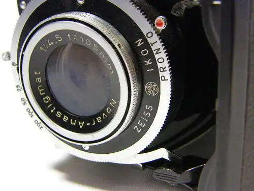 Zeiss Ikon Novar Anastigmat 1:4.5 f  105 mm - excellent condition - as per photo