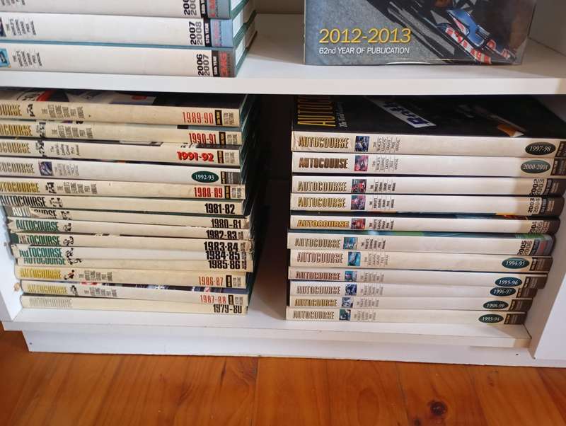 Formula 1 : Autocourse collection (32 books)
