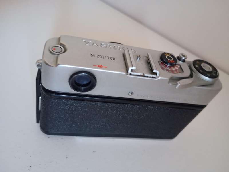 Yashica Minister Yashinon