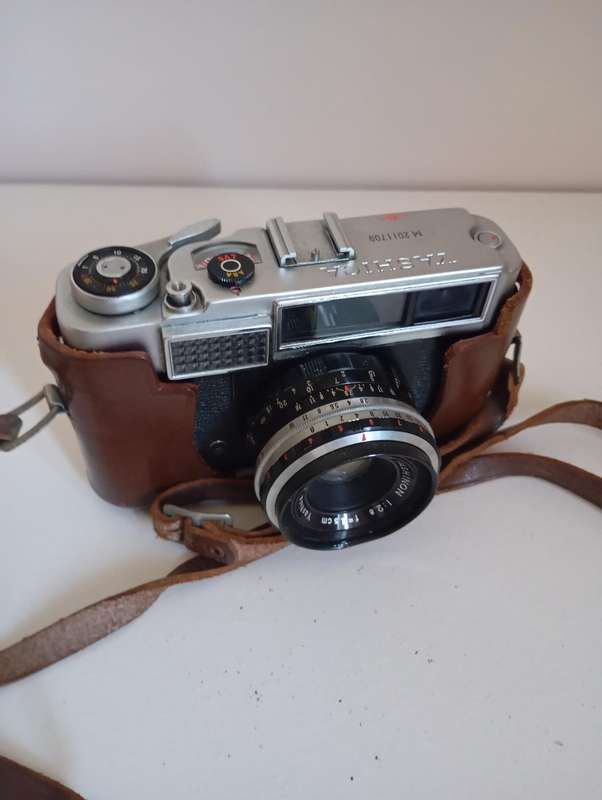 Yashica Minister Yashinon