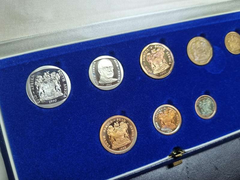 1990 SHORT PROOF SET - BRILLIANT CONDITION (RARE R1)