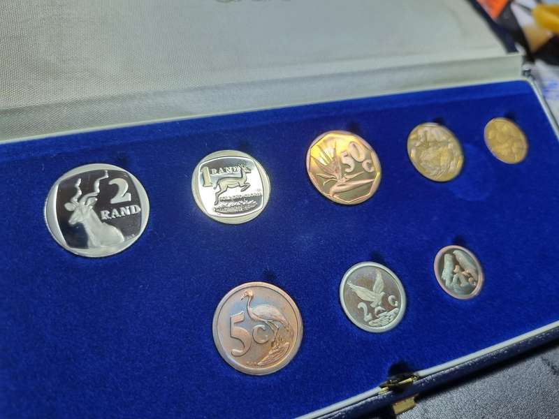 1990 SHORT PROOF SET - BRILLIANT CONDITION (RARE R1)