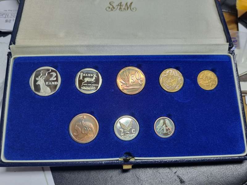 1990 SHORT PROOF SET - BRILLIANT CONDITION (RARE R1)