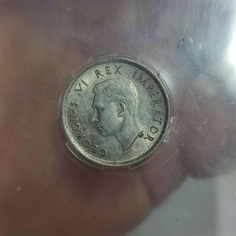 GRADED (AU53) - 1941 SIXPENCE 6D COIN