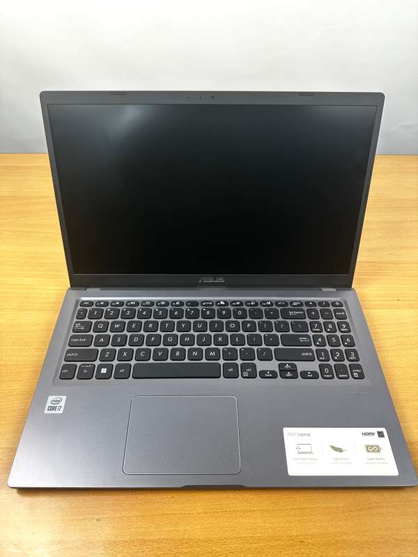 ASUS X515J  Core i7-1065G7 1,50 GHz  8GB Ram  512GB SSD  15,6" Intel Iris xe Plus Graphics Display