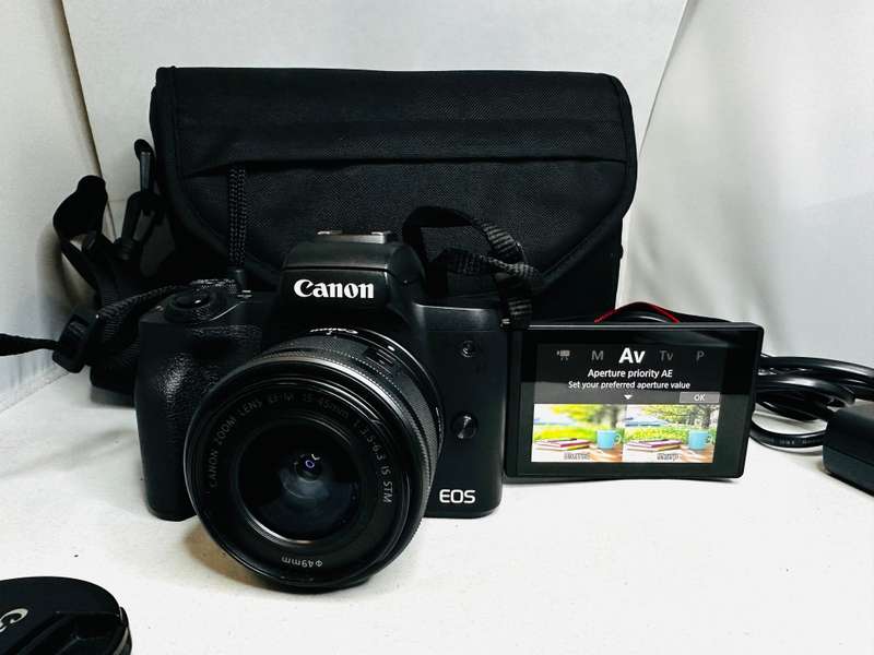 CANON EOS M50 mark II Mirrorless camera with lens and accessories
