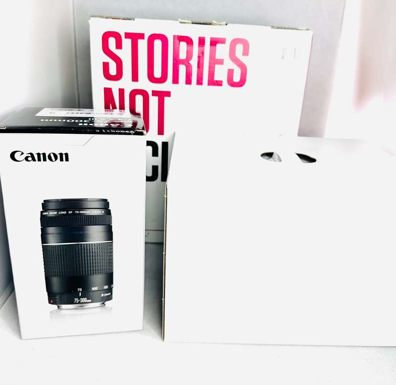 Canon 4000D DSLR camera with 2 lens and accessories