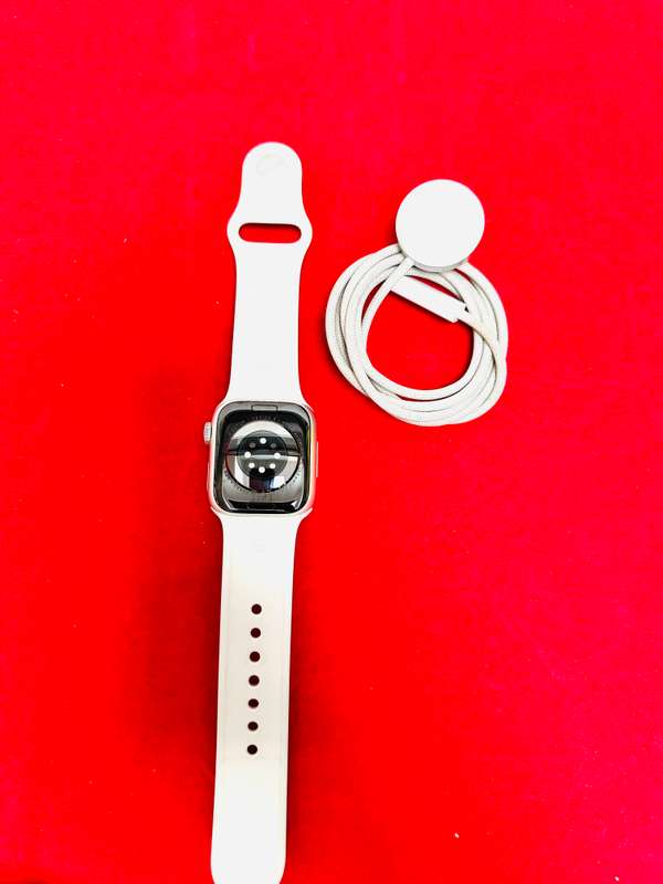 Apple Watch Series 9 GPS 41mm Rose gold  100% battery health