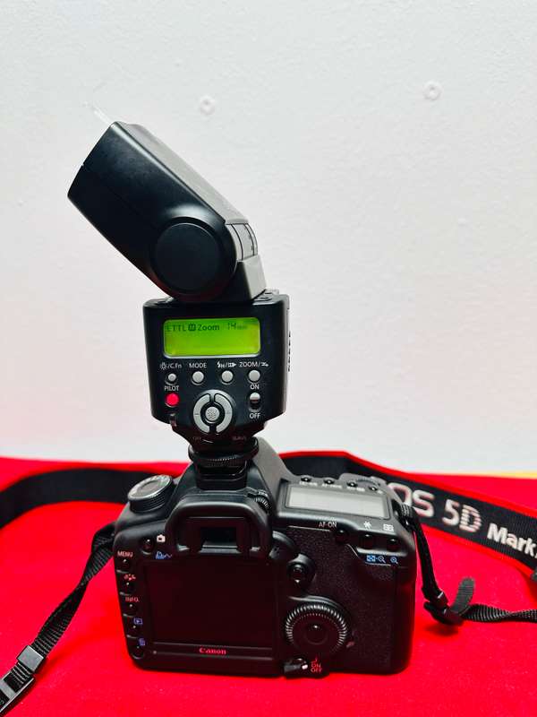 Canon EOS 5D Mark II Kit for Sale  Great Condition