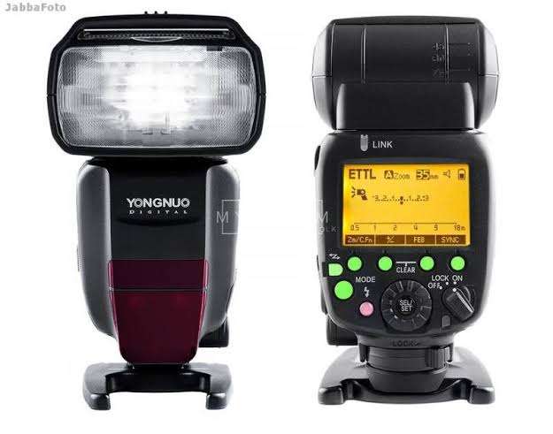 2x Yongnuo YN600EX-RT Speedlite Flashes + Canon ST-E3-RT Transmitter (bundle deal)