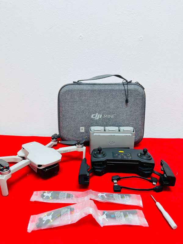 DJI Mini SE  Fly More Combo Affordable Aerial Photography Starts Here!  Take flight with confidence
