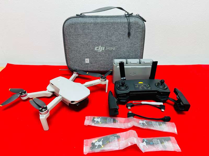DJI Mini SE  Fly More Combo Affordable Aerial Photography Starts Here!  Take flight with confidence
