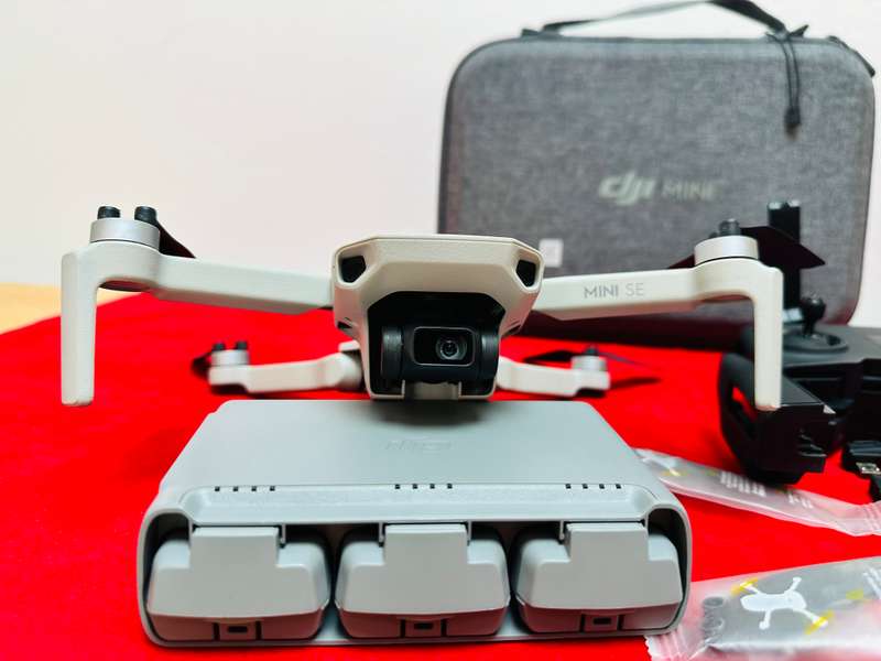 DJI Mini SE  Fly More Combo Affordable Aerial Photography Starts Here!  Take flight with confidence