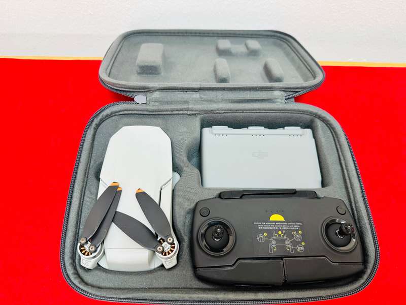DJI Mini SE  Fly More Combo Affordable Aerial Photography Starts Here!  Take flight with confidence