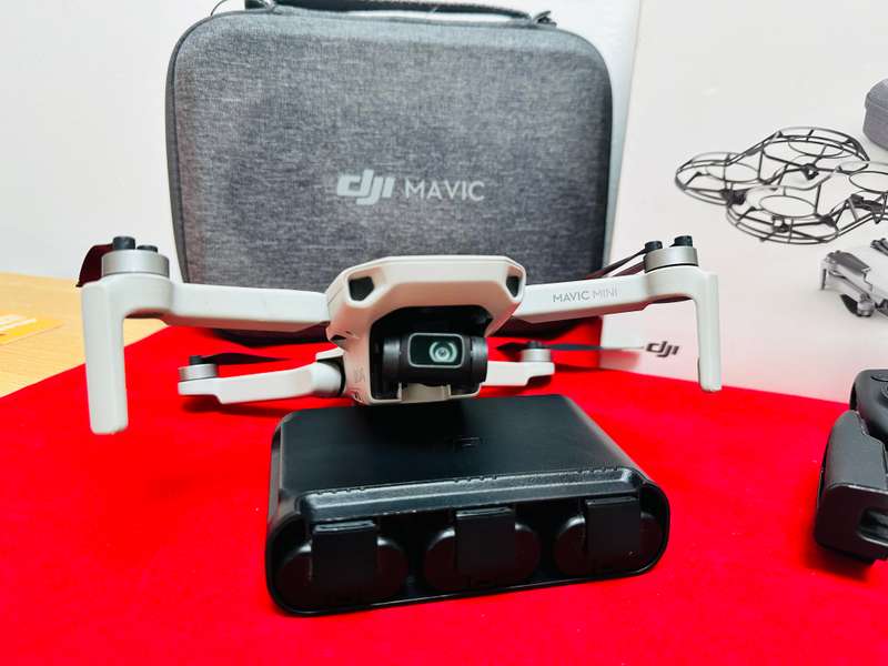 DJI Mavic Mini  Fly More Combo Original Accessories Included