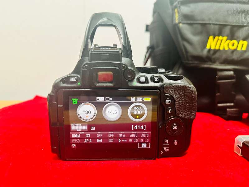 Nikon D5500 DSLR Camera With  Nikon 18-200 mm  DX VR Lens and accessories