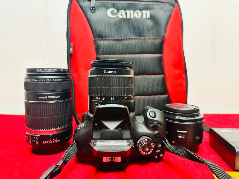 Canon EOS2000D with 3x Lens + Bag and accessories