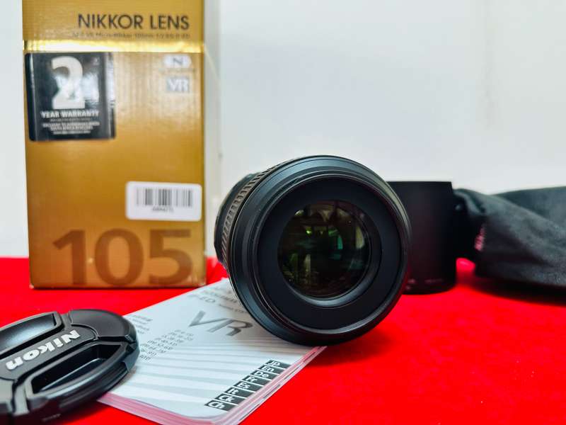 Nikon AF-S VR Micro-Nikkor 105mm f/2.8G IF-ED Lens