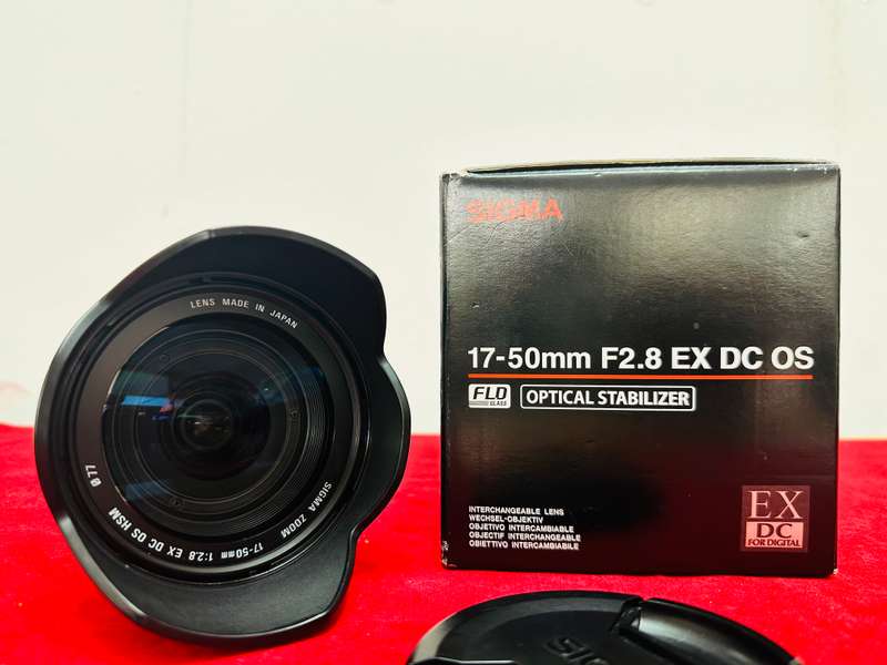 Sigma 17-50mm f/2.8 EX DC OS HSM Lens  Excellent Condition! - For Nikon