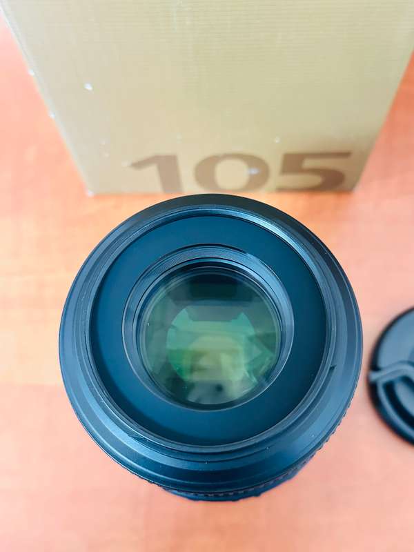 Nikon AF-S VR Micro-Nikkor 105mm f/2.8G IF-ED Lens