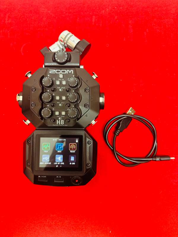 Zoom H8 Handy Recorder  8-Input / 12-Track Portable Recorder