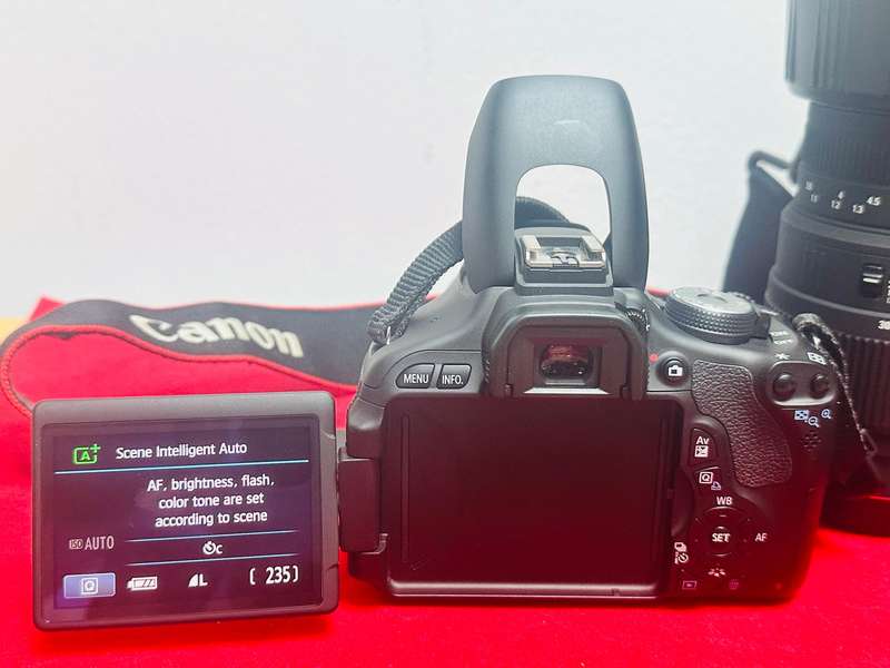 Canon EOS 600D DSLR Camera with Canon EFS 18-55mm AF/MF macro Lens  Sigma EFS 70-300mm  AF/MF  Zoom
