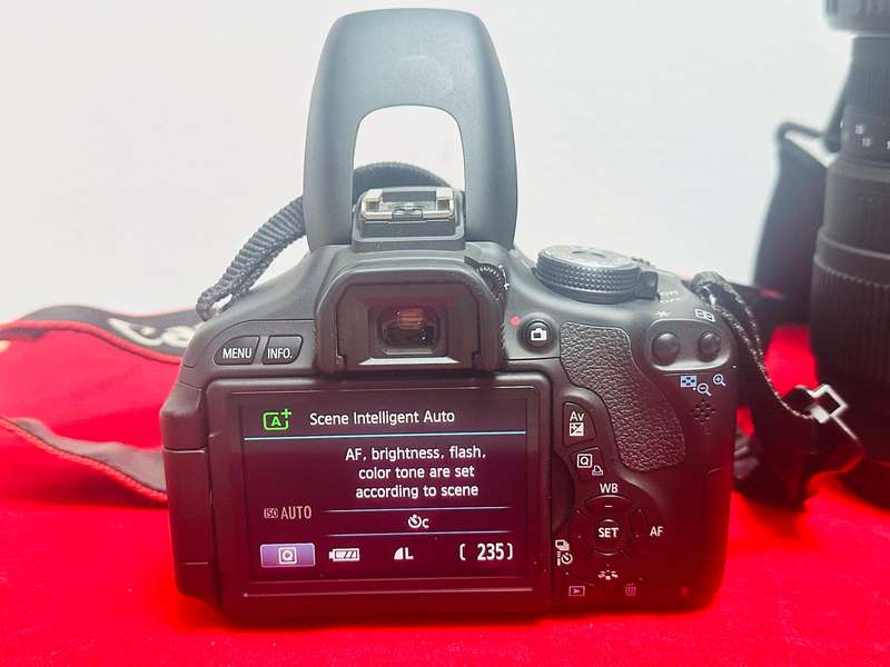 Canon EOS 600D DSLR Camera with Canon EFS 18-55mm AF/MF macro Lens  Sigma EFS 70-300mm  AF/MF  Zoom