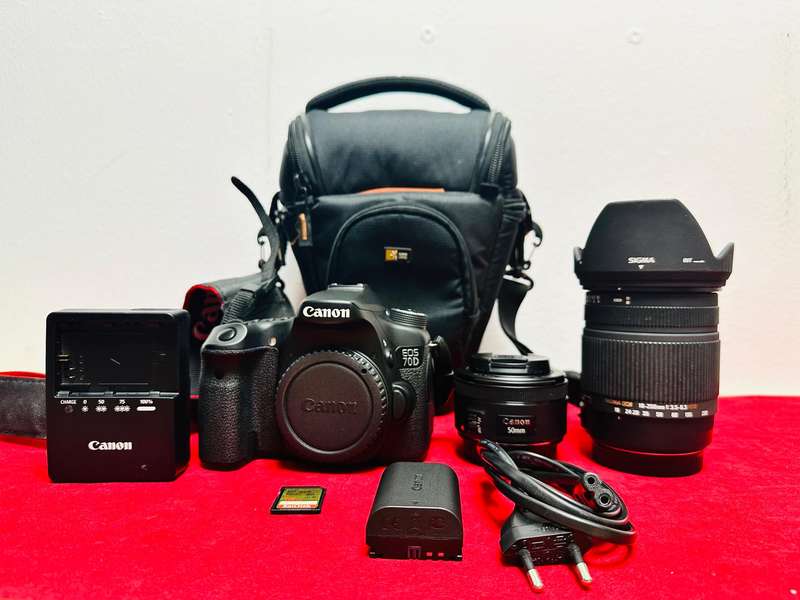 CANON EOS 70D Body With 2x Lens & Original accessories