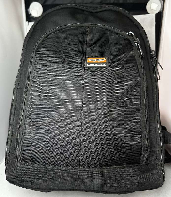 Canon 4000D DSLR camera with  Canon 18-55mm Kit