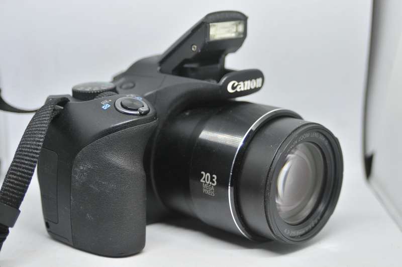 Canon Powershot SX530HS - 50x Optical Zoom - 16 Megapixels