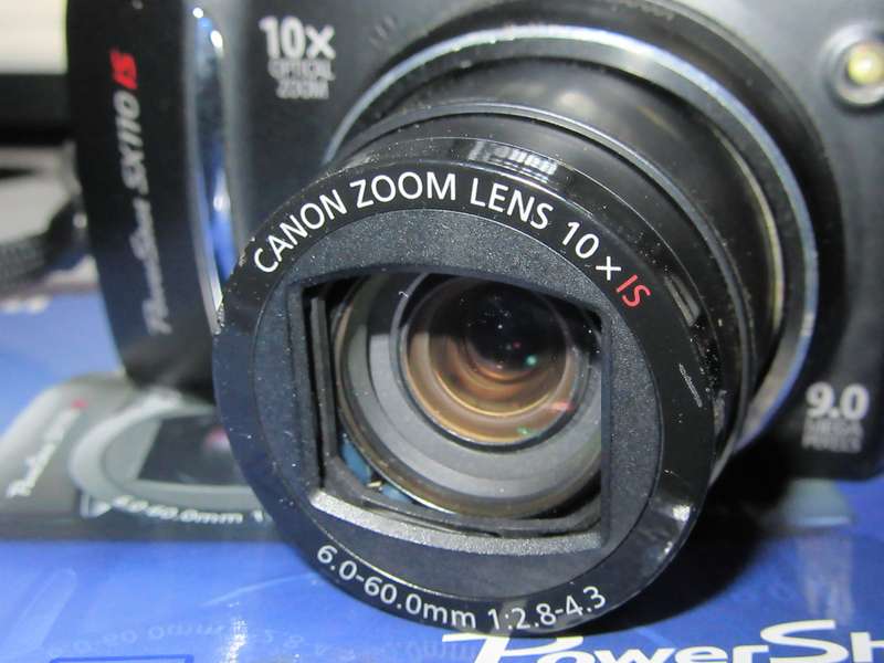 Canon Powershot SX110 IS - 10x Optical Zoom - 9 Megapixel