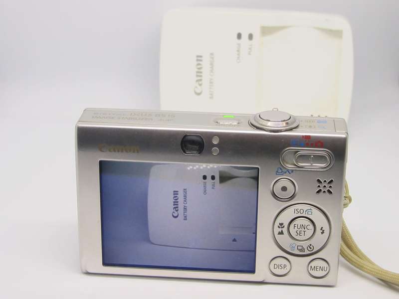 Canon IXUS 85 IS - 10 Megapixel - 3x Optical Zoom