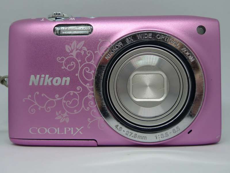 Nikon Coolpix S2700 - 16 Megapixels - 6x Optical Zoom