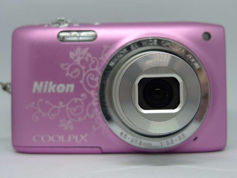 Nikon Coolpix S2700 - 16 Megapixels - 6x Optical Zoom