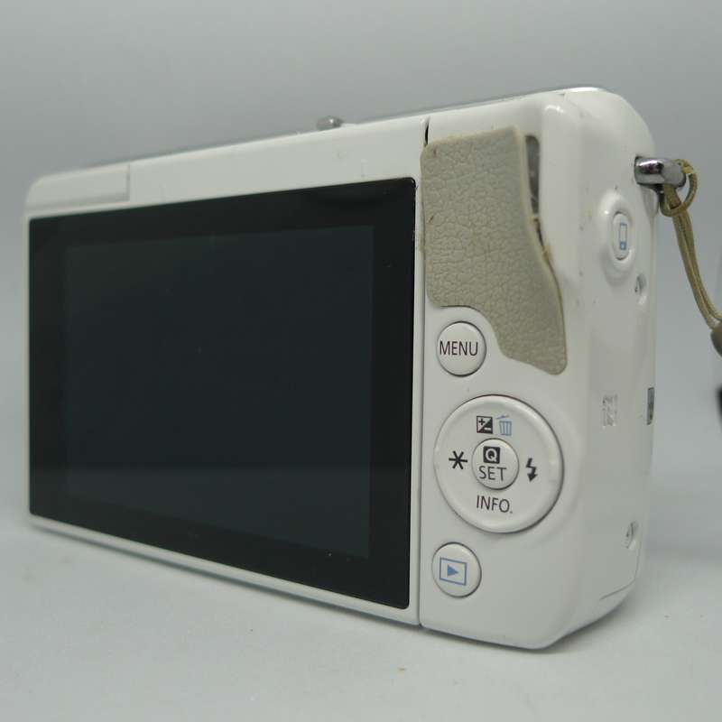 Canon EOS M10