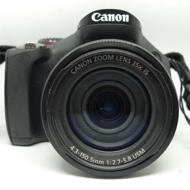 Canon SX30 IS - 35x Optical Zoom - 14 Megapixels