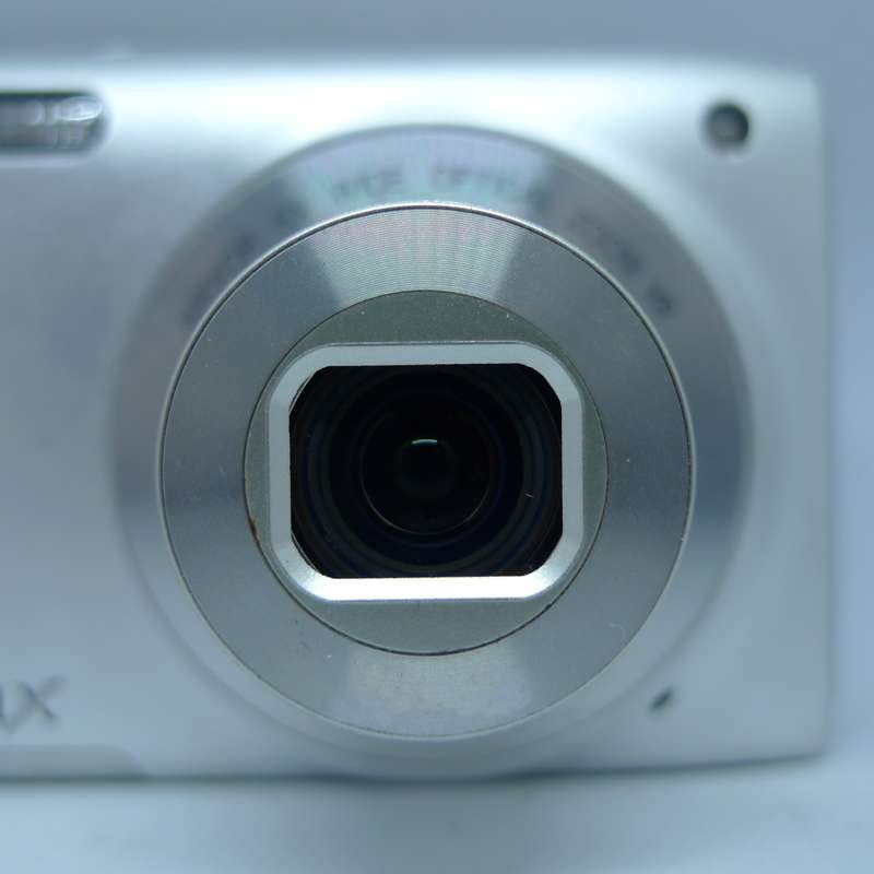 Nikon Coolpix S3300 - 16 Megapixels - 6x Optical Zoom