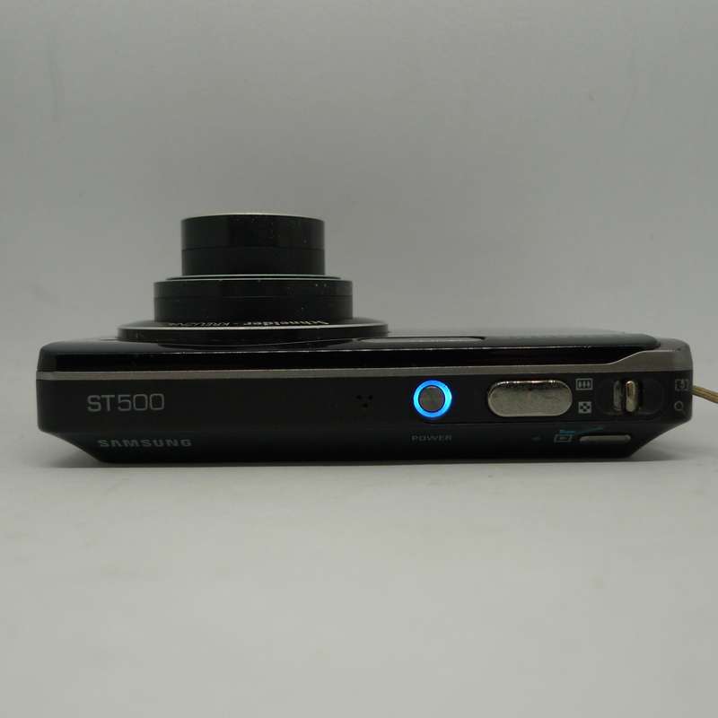 Samsung ST500 - 12.2 Megapixels - 4.6x Optical Zoom
